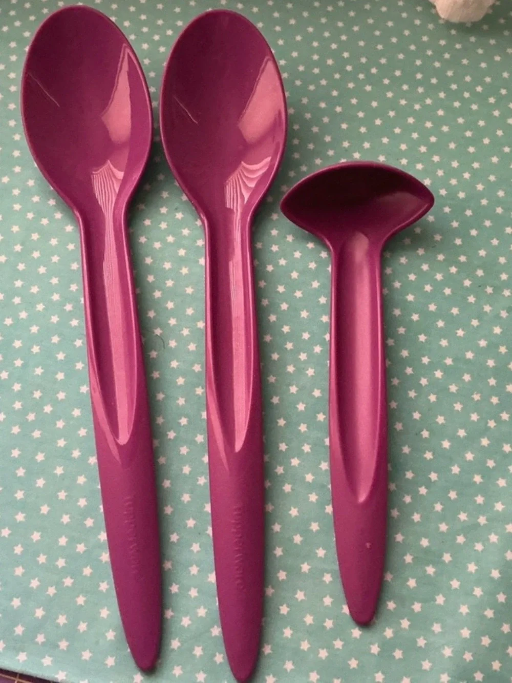 Tupperware Insulated Server